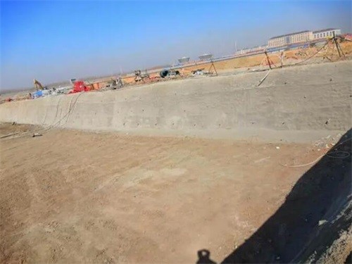 鼓楼高铁桩基础建设